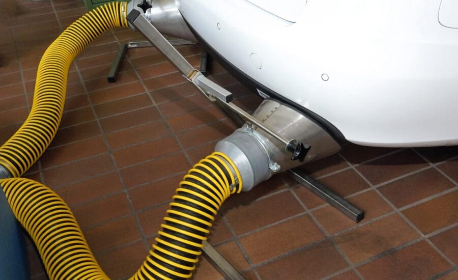 Exhaust Gas Testing on a vehicle